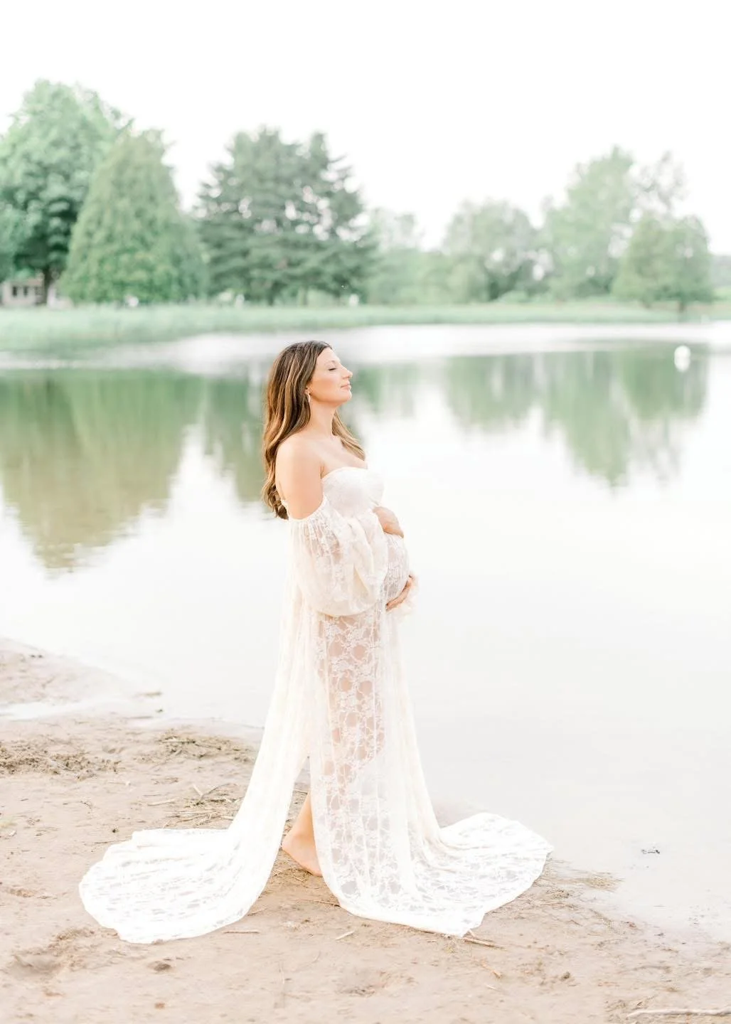 Expectant mother photographed in soft natural light in Syracuse, NY