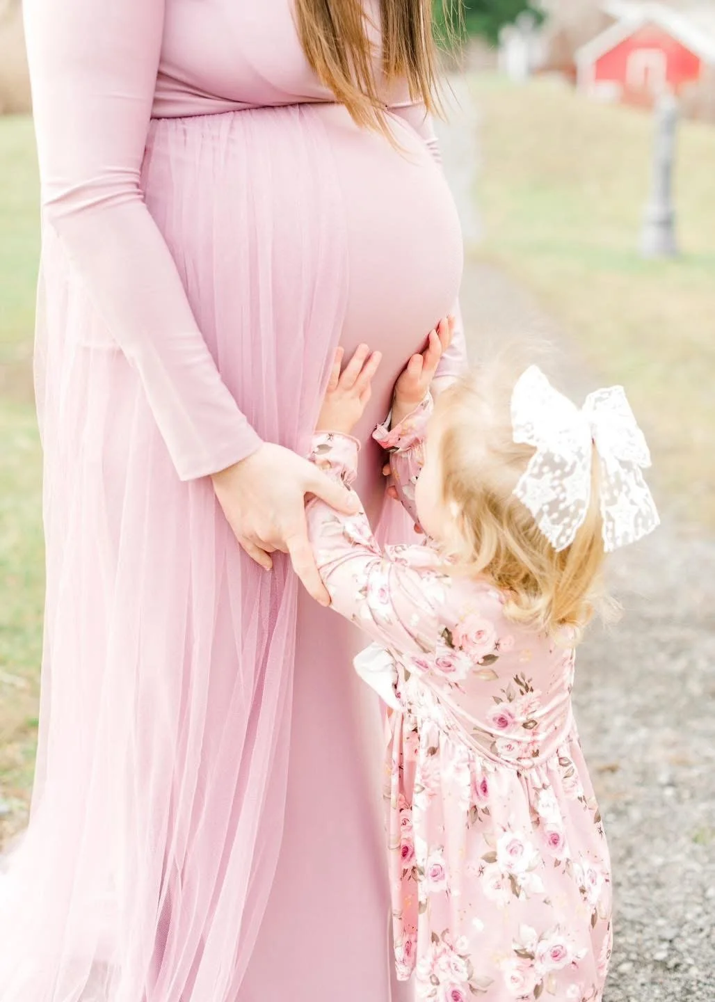 Maternity portrait taken outdoors in Central New York